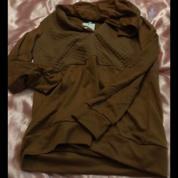 5/30% off - Dark mustard pullover hoodie - Picture 1 of 2